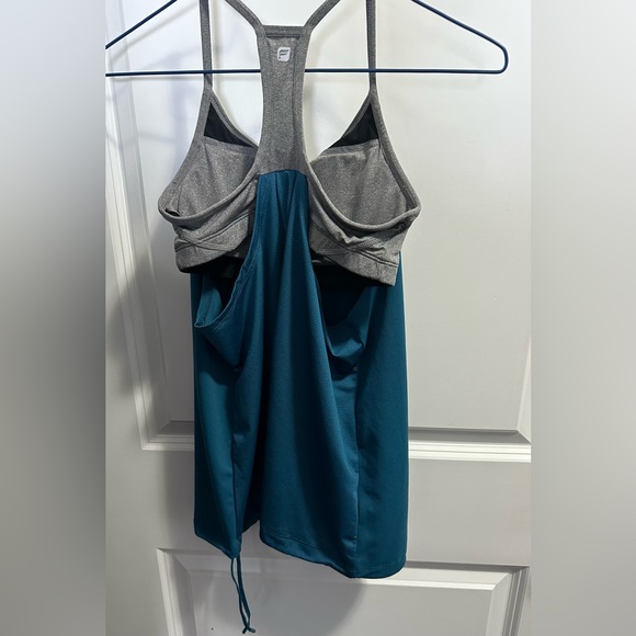 Razor back workout tank - Picture 2 of 2